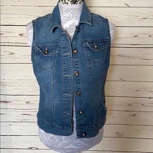 Denim vest. Size L